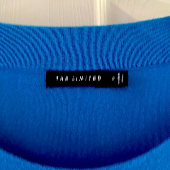 Limited sweater. Size small. - Picture 3 of 3